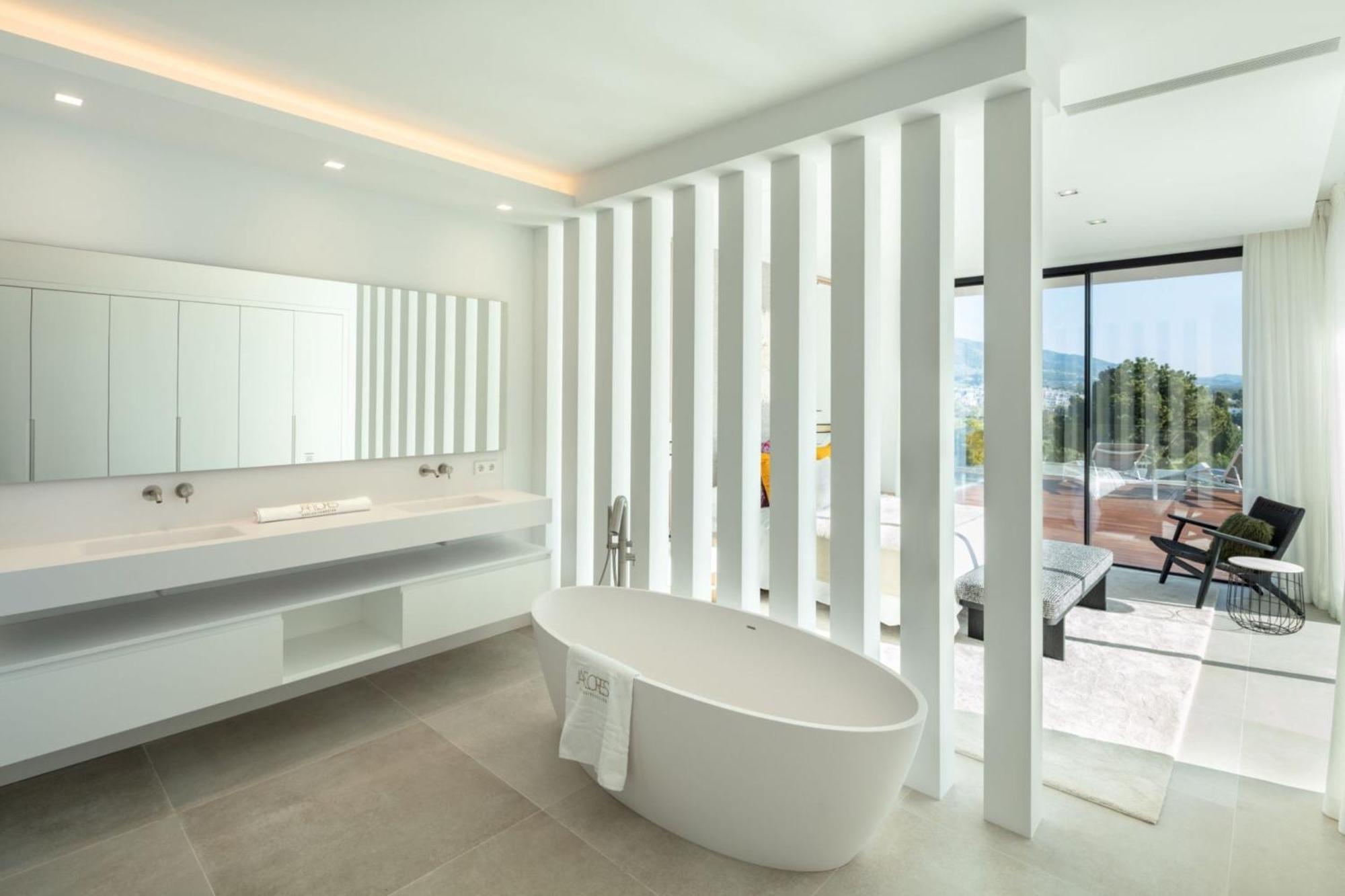 Villaer Vacation I Almost Heaven, New Built Villa, Rooftop Jacuzzi, Infinity Heated Pool