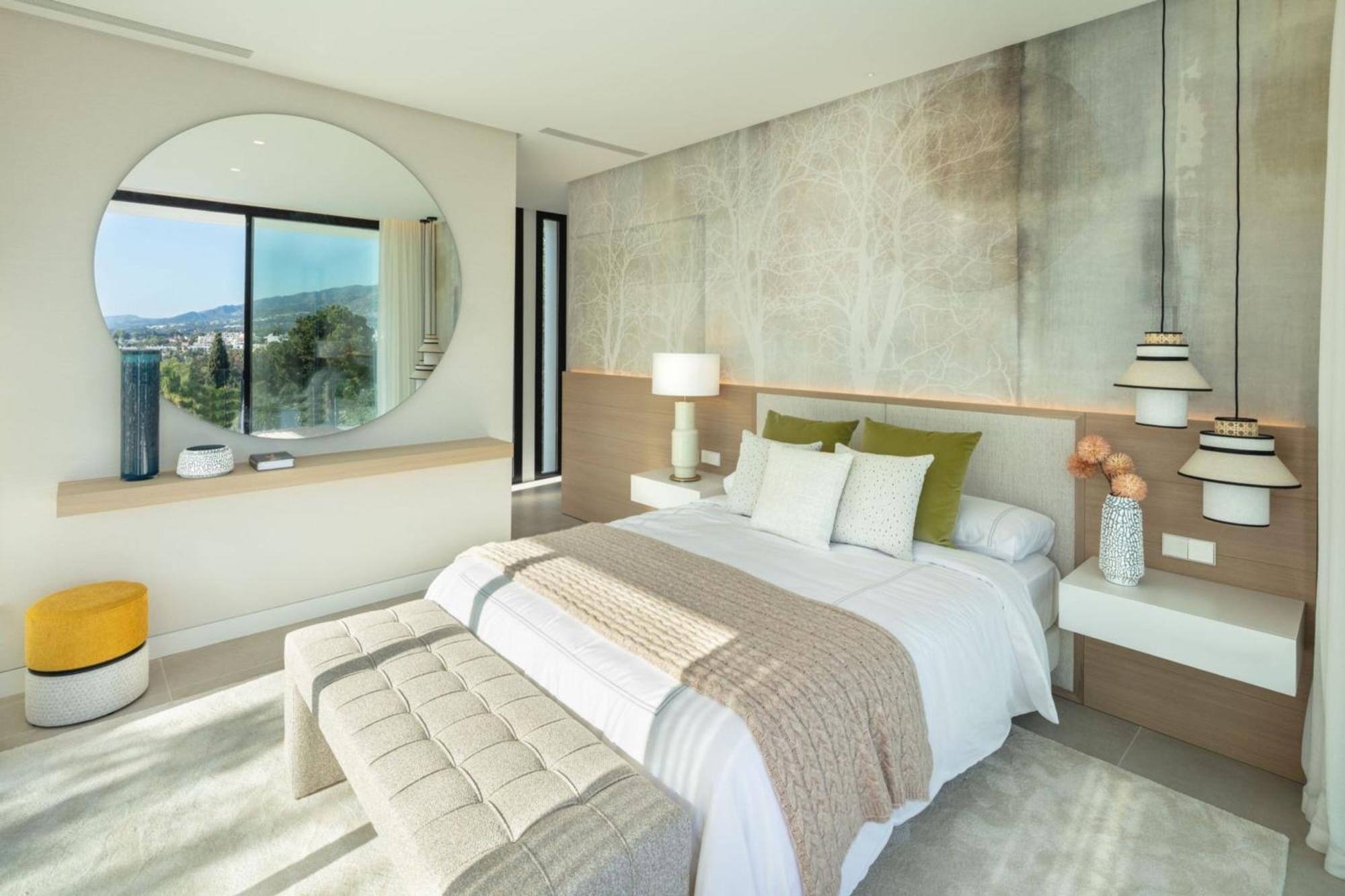 Vacation I Almost Heaven, New Built Villa, Rooftop Jacuzzi, Infinity Heated Pool Villaer Marbella